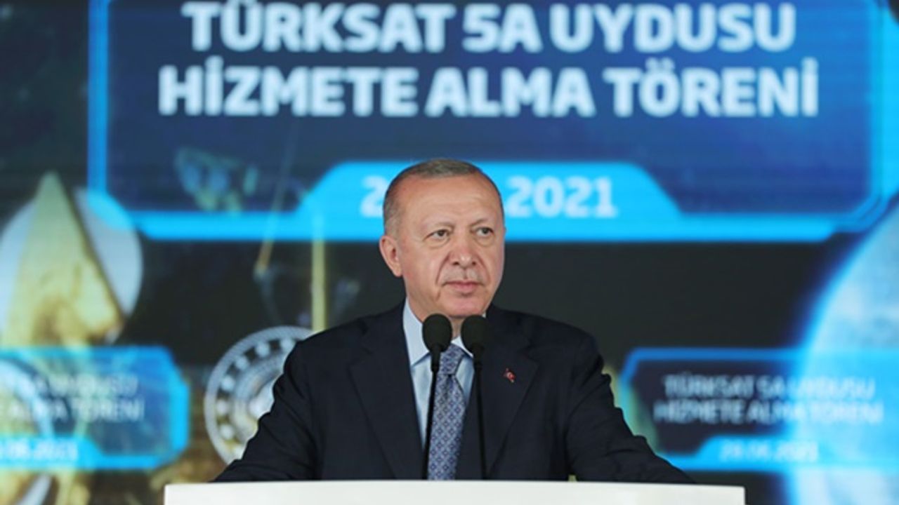 Cumhurbaşkanı Erdoğan“TÜRKİYE, DÜNYADA HABERLEŞME UYDUSU ÜRETEBİLEN 10 ÜLKE ARASINA GİRECEKTİR”