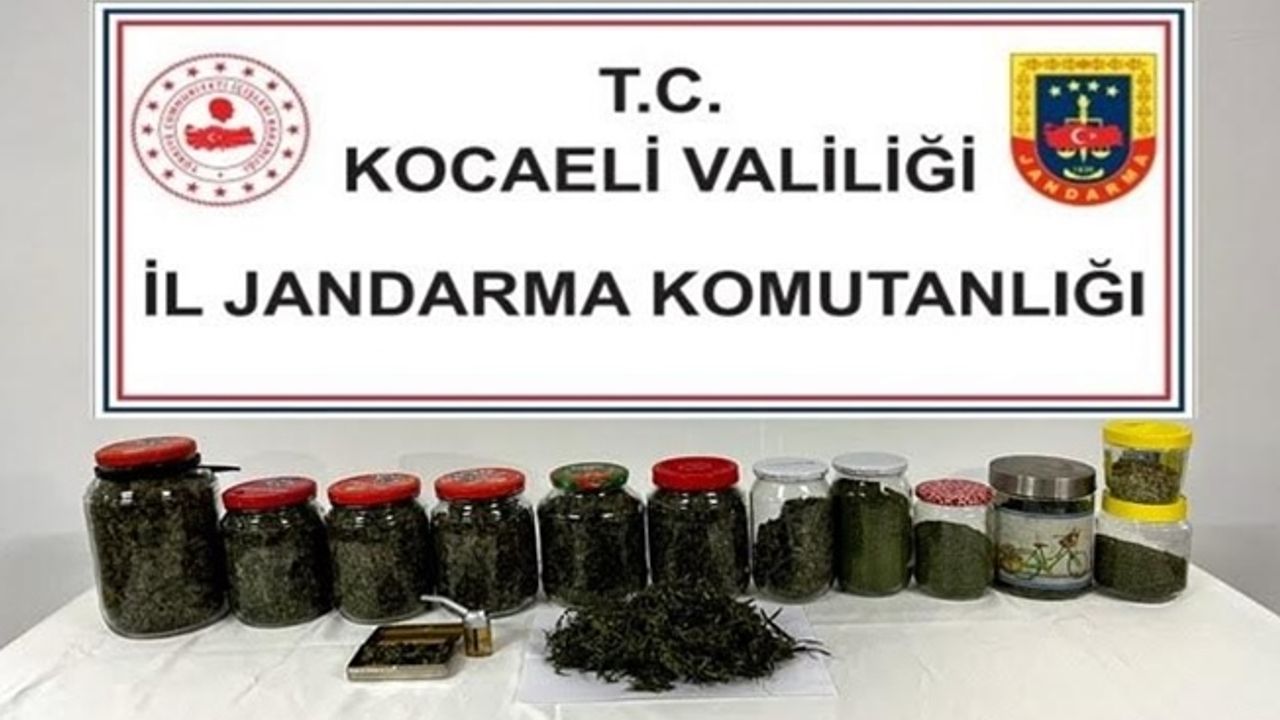 Kartepe’de  kavanozlara saklanmış uyuşturucu madde ele geçirildi!
