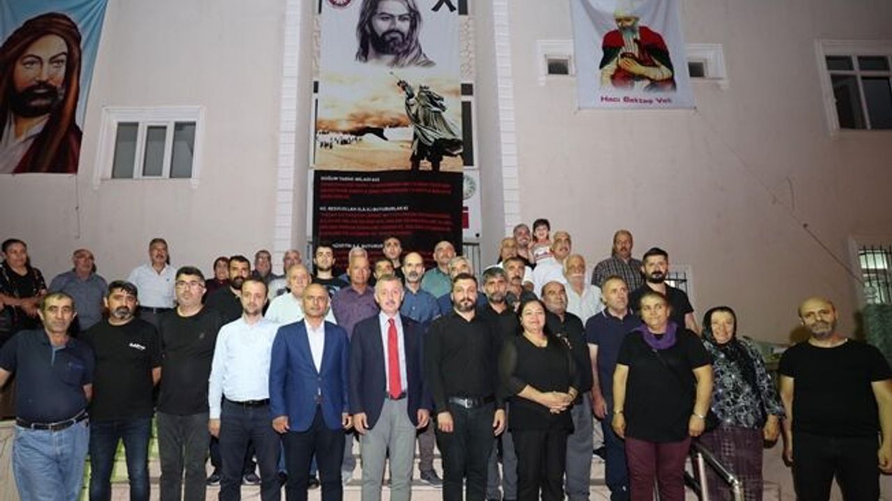 Başkan Büyükakın, Körfez Cemevi’nde Muharrem ayı orucuna katıldı