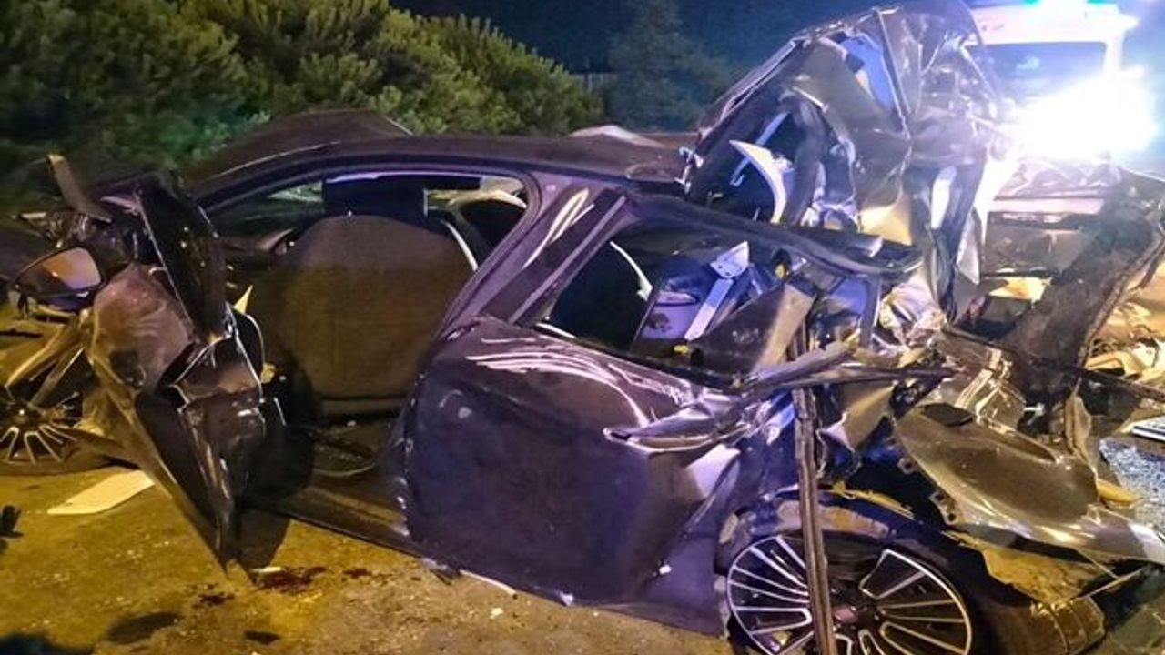 TEM Otoyolunda feci kaza; 2 ölü; 1 yaralı !