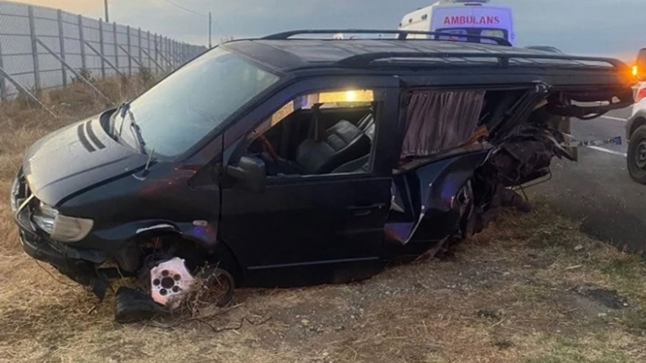 Keşan-Gelibolu yolunda feci kaza: 3 ölü, 3 yaralı