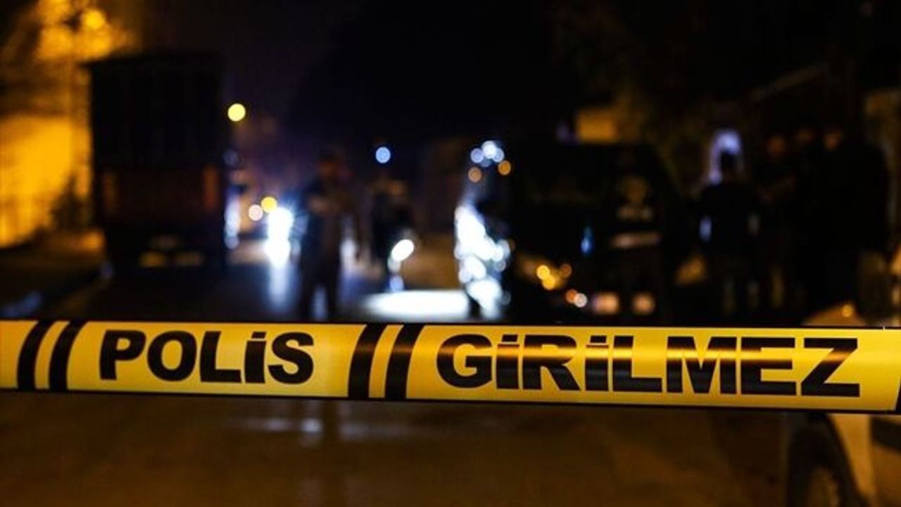 Polise ateş ederek kaçan 2 şahıs kıskıvrak yakalandı