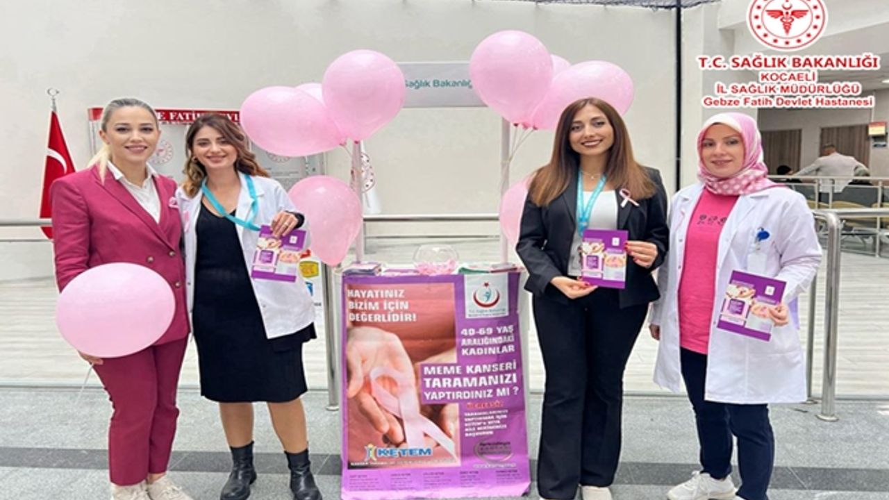 Gebze Fatih Devlet Hastanesi, "1-31 Ekim Meme Kanseri Farkındalık Ayı" etkinliği düzenledi