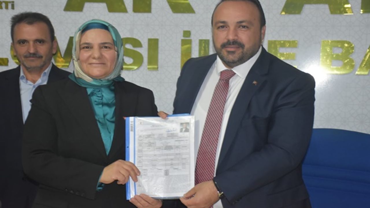 Dilovası Belediye Başkan aday adayı  Gülay Artut kimdir?