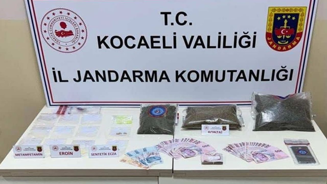 Kocaeli'de uyuşturucu operasyonu: 2 gözaltı