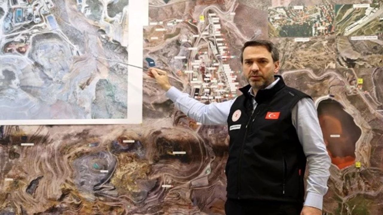 Bakan Alparslan Bayraktar: "Emniyetli şekilde arama faaliyetlerini sürdürüyoruz"