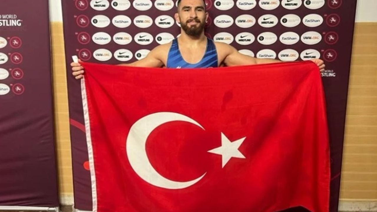 Feyzullah Aktürk, 3’üncü kez Avrupa Şampiyonu