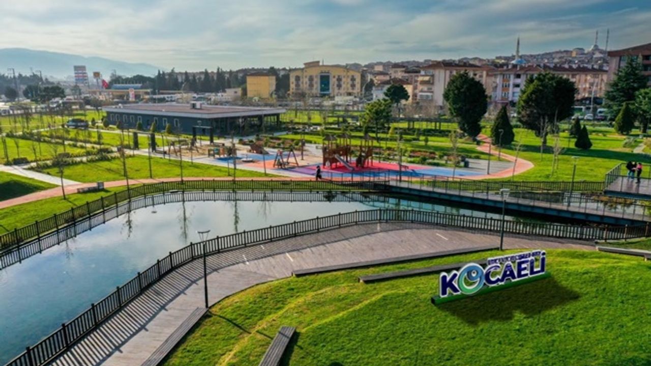 Büyükşehir Derince Kütüphanesi hizmete giriyor