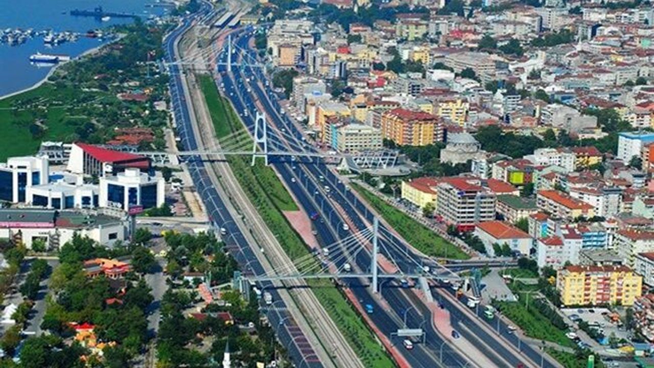 Kocaeli'de 4 belediye başkanı değişti