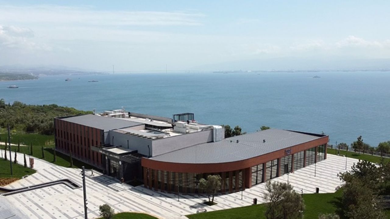 Darıca Kütüphanesi gençlere en güzel hediye