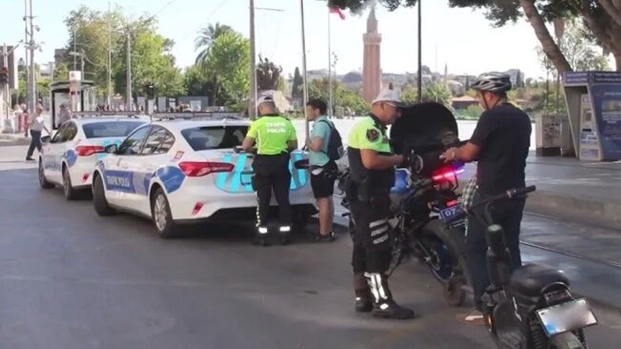 Bakan Yerlikaya  3 milyon araç denetlendi!