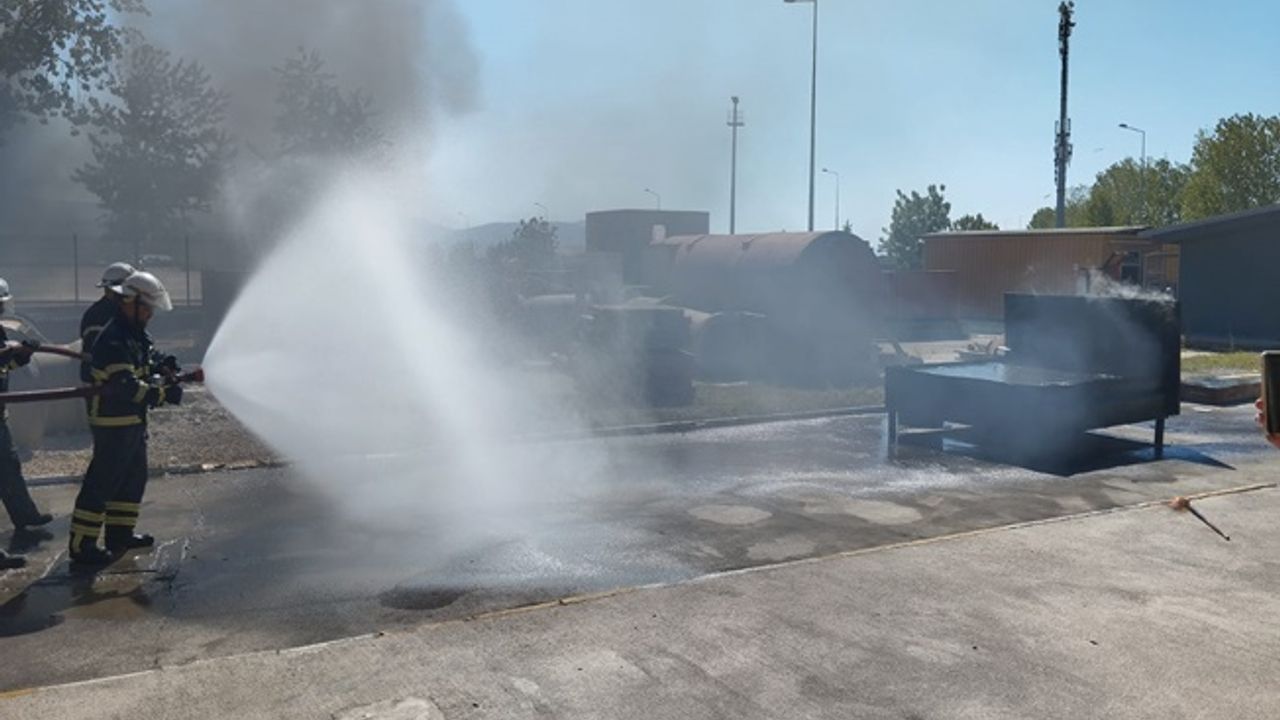 Polisan Yapıkim ve Polisan Kimya’ya Kocaeli İtfaiyesi'nden Acil Durum Eğitimi