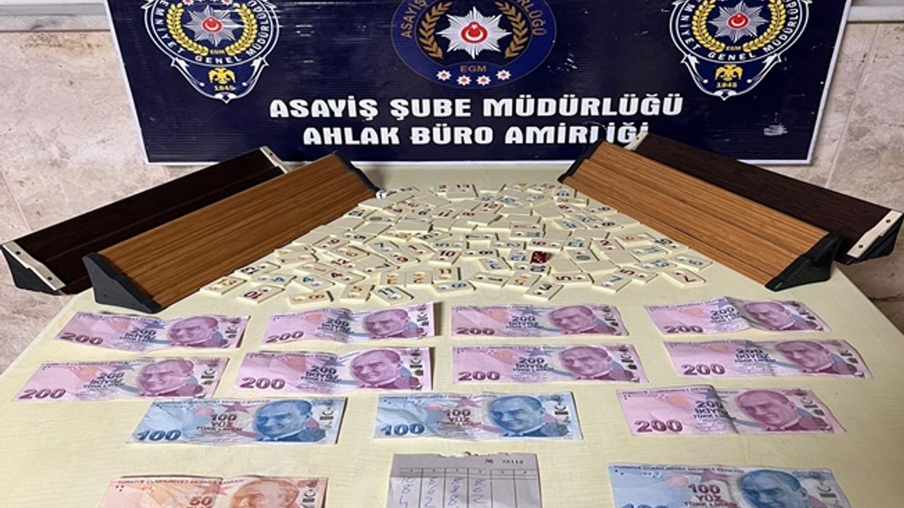 Ruhsatsız kahvehanede kumar oynayan şahıslara suçüstü