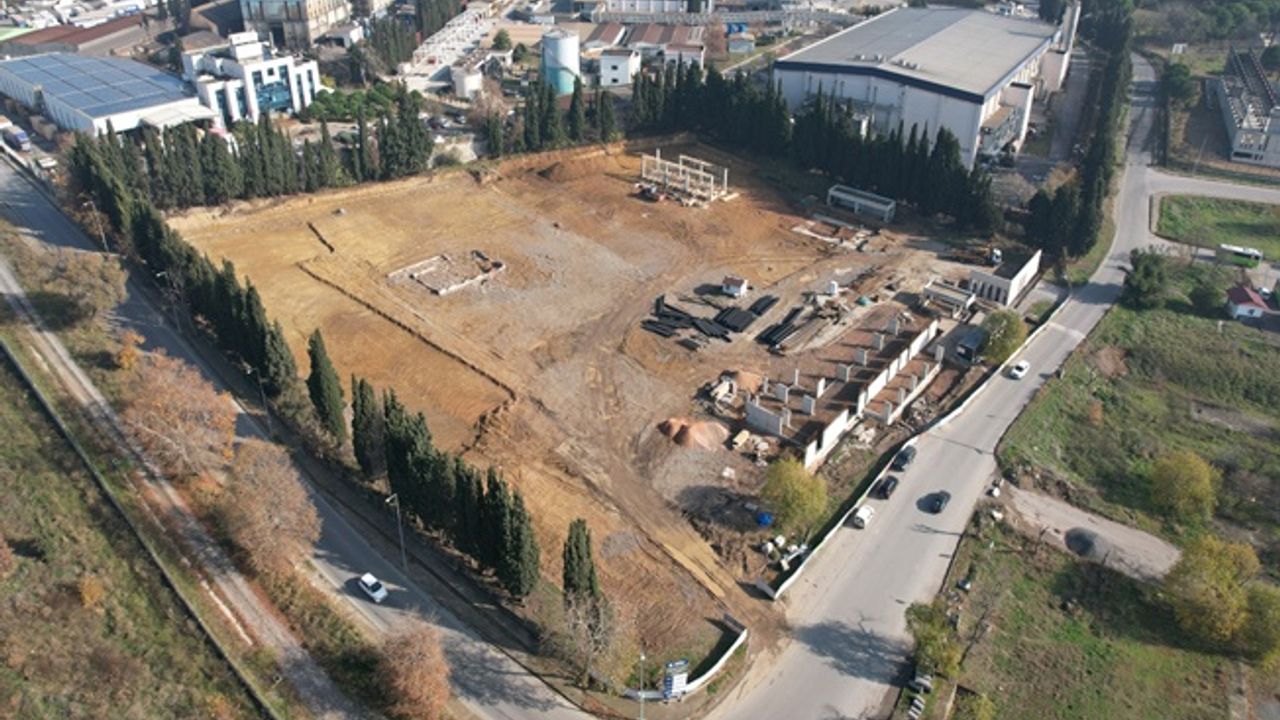 Çayırova otobüs garajı hızla ilerliyor