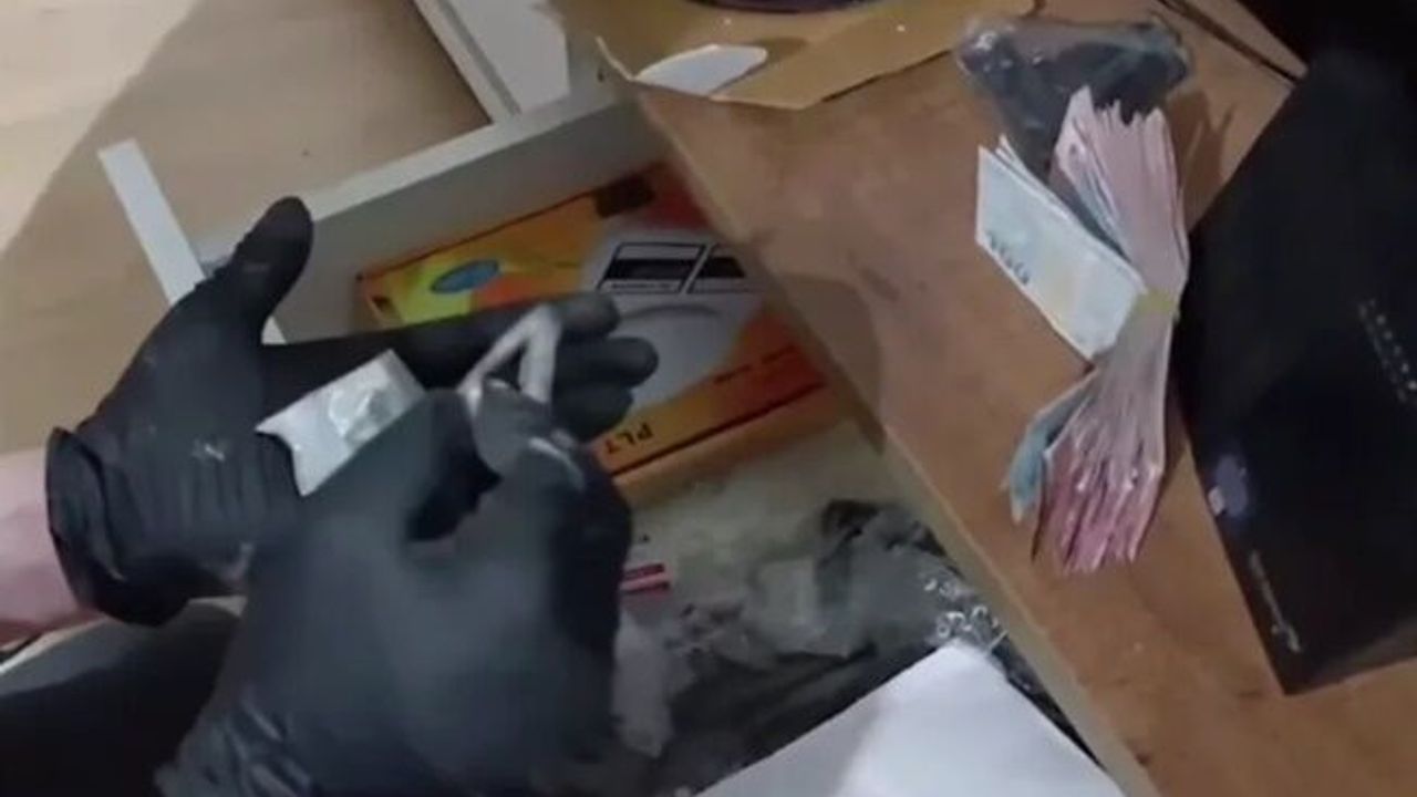 İstanbul'da 213 zehir tacirine Narkokapan!