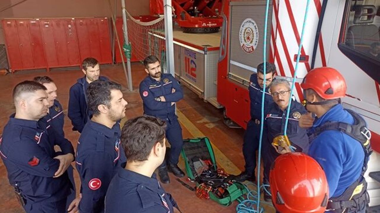 İtfaiye erleri kendilerini geliştiriyor