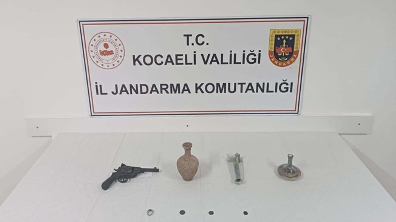Jandarma'nın durdurduğu araçtan tarihi eser çıktı!