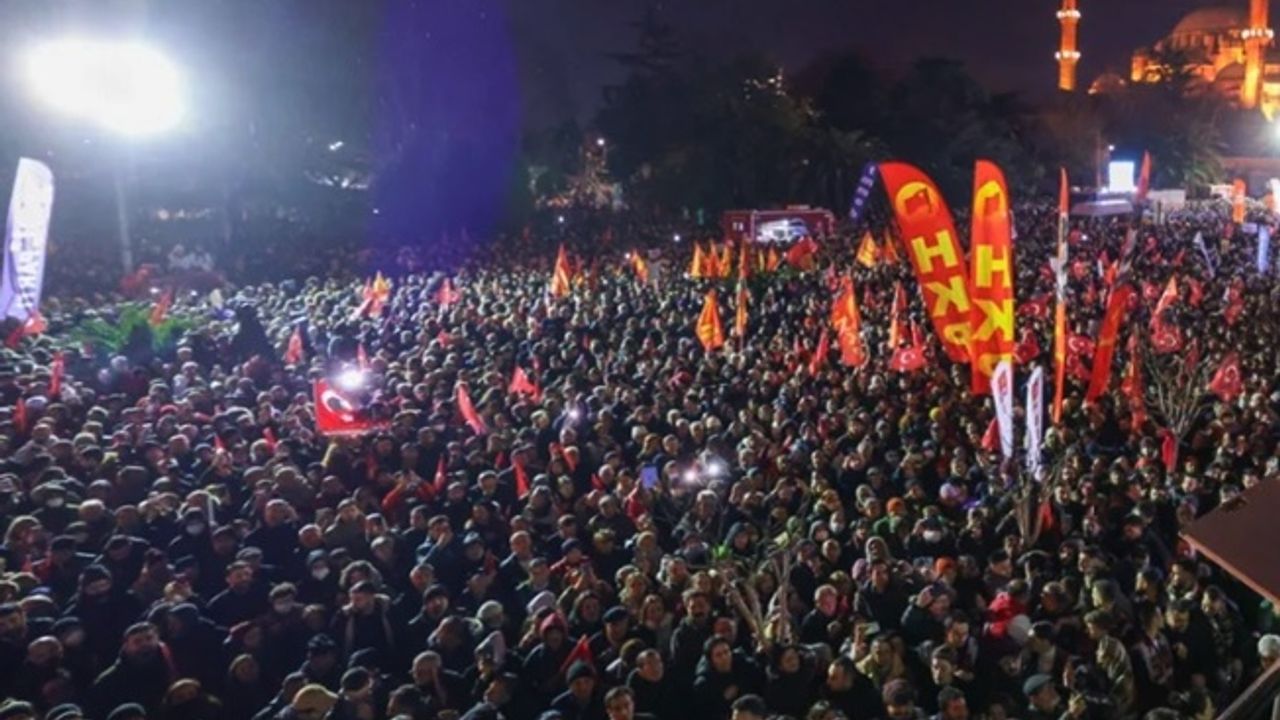 Ankara ve İzmir'de gösteriler 5 gün yasak!