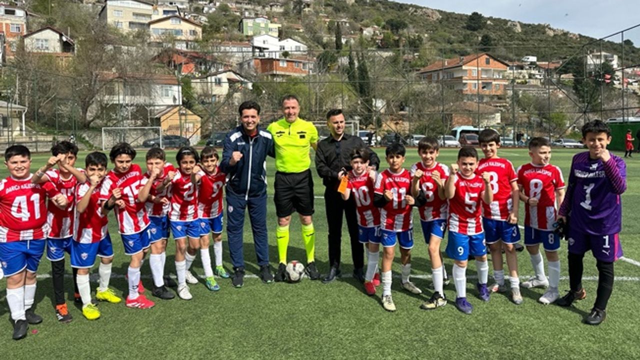 Darıca Kalespor U11 İstanbul şampiyonu oldu