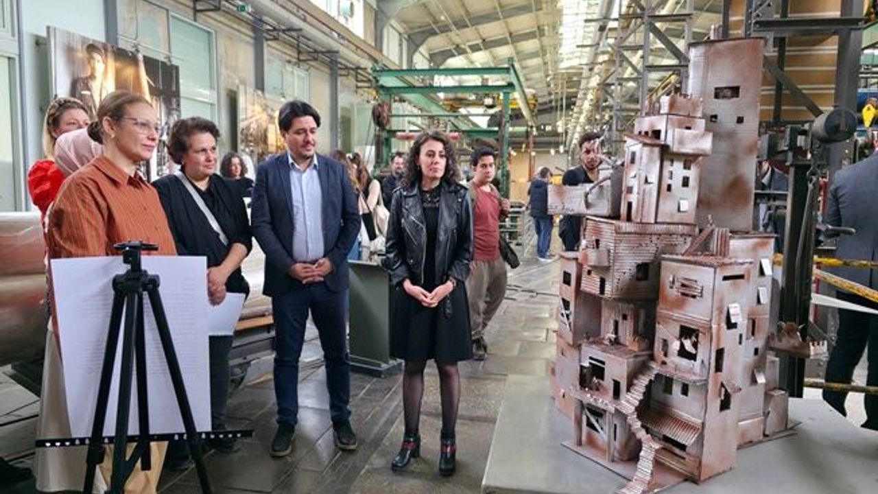 Kağıdın tarihi yolculuğu bu sergide anlatıldı