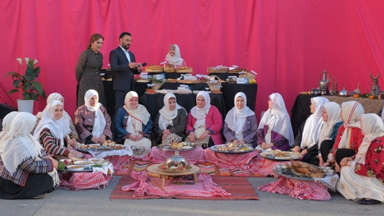Kocaeli'nin lezzetleri TRT'de tanıtıldı