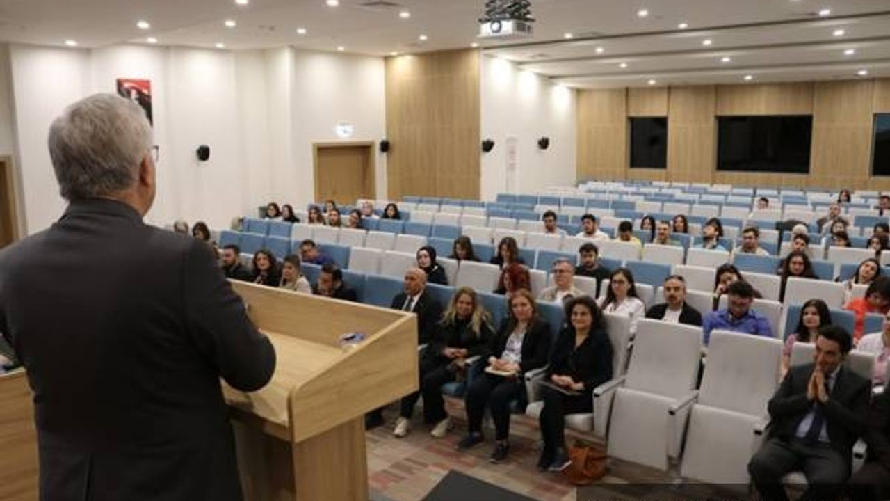 Kocaeli Şehir Hastanesi’nde Hidroterapi Uygulamaları Kursu Başladı