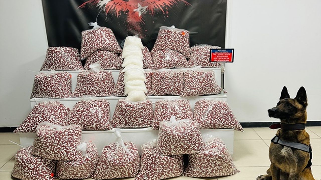 220 Kilo Zehir Yüklü Tır Gebze’de Yakalandı