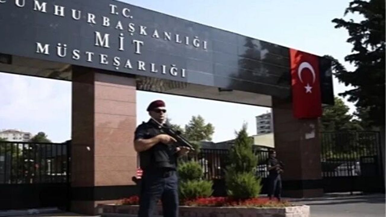 Sahte baz istasyonu kurmaya çalışan 7 zanlı tutuklandı!