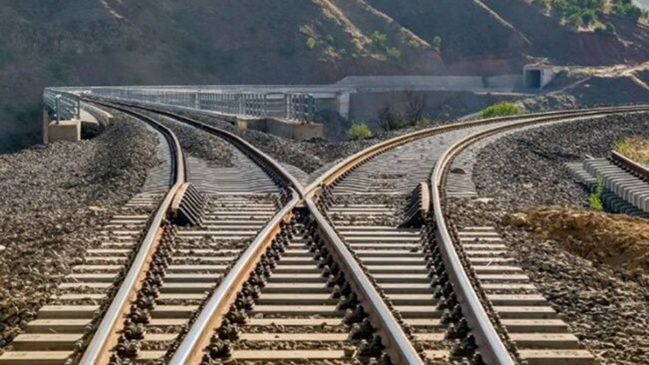 Demiryolu Kuruluşlarına Yetki ve Denetim Şartı