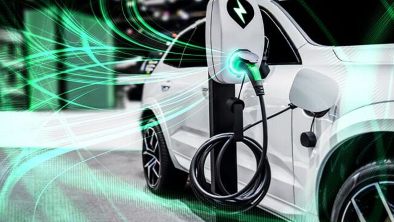 Dünyada Elektrikli Araç Satışları Yılın İlk Yarısında 9,1 Milyona Ulaştı