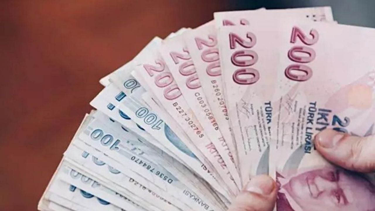 En düşük emekli maaşının 16 bin 881 lira oldu!
