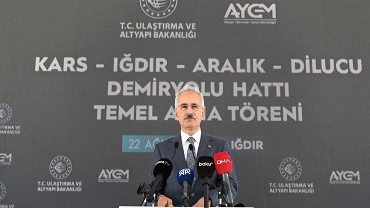Kars-Iğdır-Aralık-Dilucu Demiryolu Hattının temeli atıldı!
