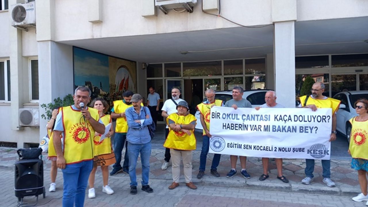 OKUL VE KIRTASİYE MASRAFLARI VELİLERİN SIRTINA YIKILMAMALIDIR!