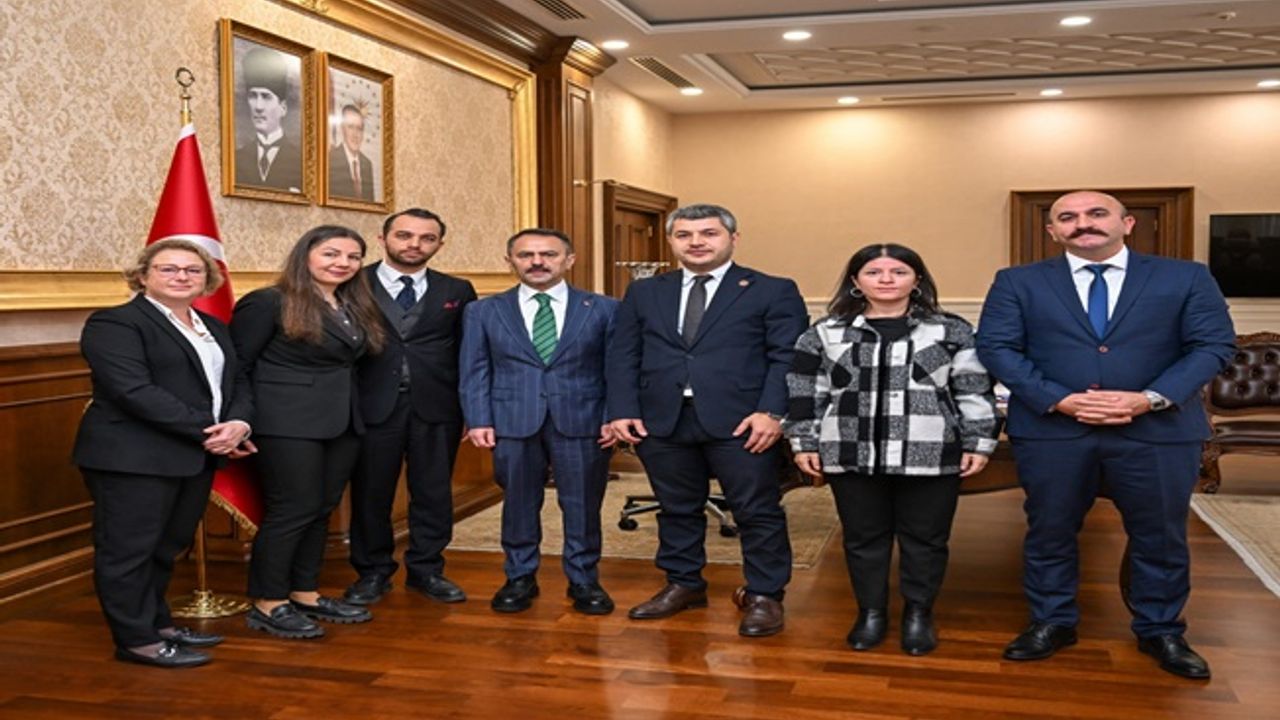 Vali Aktaş, DMD Kas Hastası Uras Ege’nin Ailesiyle Bir Araya Geldi