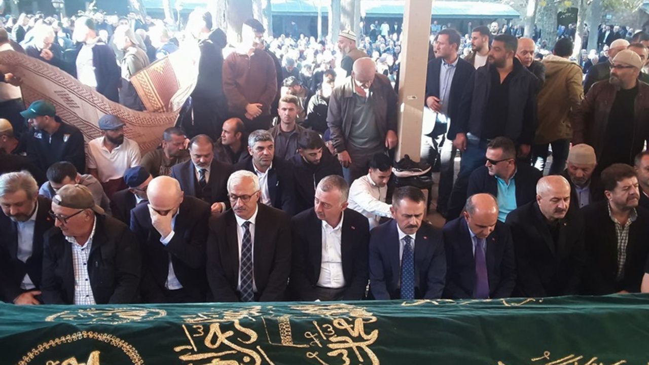 Bilir ailesi son yolculuklarına dualarla uğurlandı!