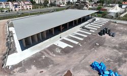 Karamürsel terminal binasında çatı imalatı tamam