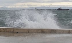 Meteorolojiden Karadeniz, Marmara ve Ege için fırtına uyarısı