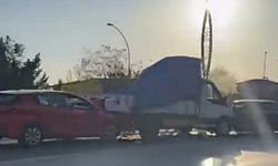 İzmit'te 7 araçlı zincirleme kaza!