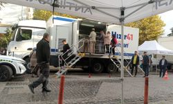 Soğuk gecede Sındırgılılara Büyükşehir’den sıcak bir destek