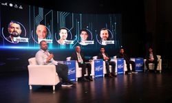 Bilişim Fuarı’nda sporun dijital dönüşümü konuşuldu