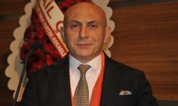 Gebze Esnaf Odası’nda Alper Demir yeniden başkan oldu!