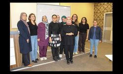 KOCAELİ DEVLET HASTANESİ’NDE SAĞLIK ÇALIŞANLARINA İŞARET DİLİ EĞİTİMİ