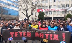 Öğretmen Cinayetine Karşı Eğitimciler Ayakta: Gebze’de “Yeter Artık” Yürüyüşü