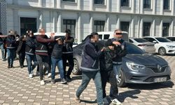 İzmit’teki Eğlence Mekanına Silahlı Saldırı: 4 Şüpheli Tutuklandı, 1 Şüpheli Adli Kontrolle Serbest