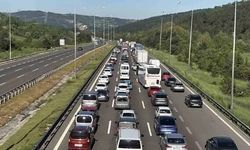 Kocaeli Valiliği duyurdu: TEM Otoyolu İstanbul-Ankara yönü trafiğe kapatıldı!