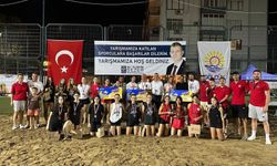 Plaj Voleybolunda Minik Sporculardan Büyük Mücadele
