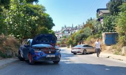 Gebze’de İki Araç Çarpıştı: 3 Kişi Yaralandı