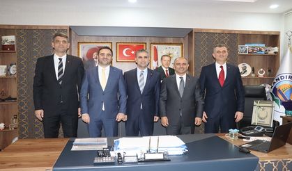 Başkanlardan, Kandıra Belediye Başkanı Adnan Turan’a ziyaret