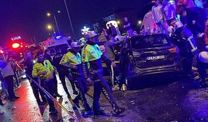 Kocaeli'de meydana gelen kazada 2 kişi öldü 10 kişi yaralandı!