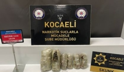 Tem'de durdurulan araçta 2 kilo uyuşturucu ele geçirildi!